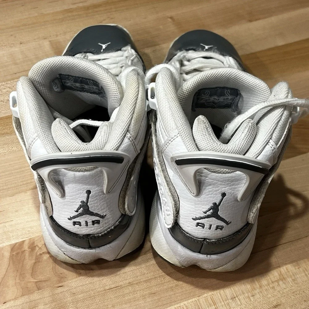 Jordan 6 Rings White‎ Cool Grey High Top Retro Sneaker, Youth Size 5.5